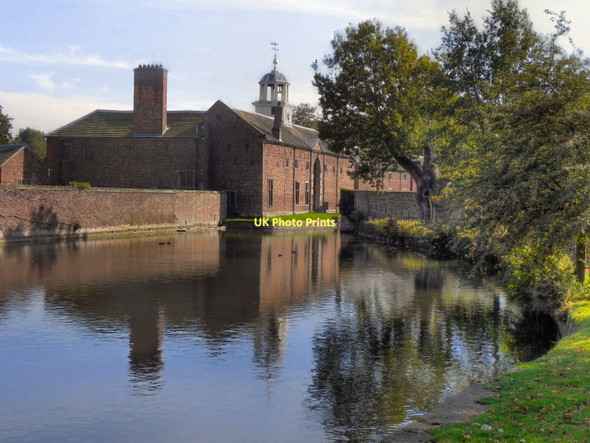 Photo 6"x4" Dunham Massey Carriage House Dunham Town c2011