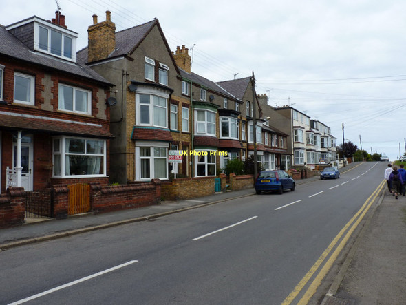 Photo 6"x4" Houses & flats on North Marine Road, Flamborough Flamborough c2011