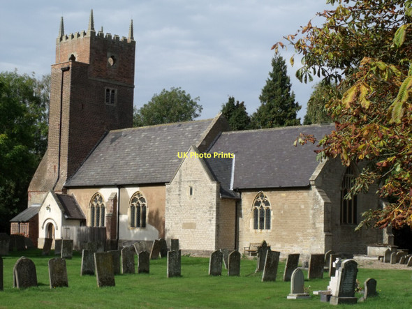 Photo 6"x4" St Swithin's Church, Kirklington Kirklington\/SK6757 c2011
