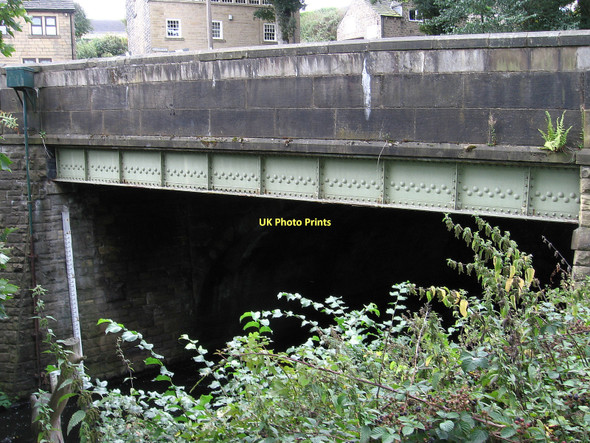 Photo 6"x4" Thurlstone - A628 road bridge over River Don Penistone c2011