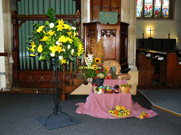 Photo 6"x4" Interior, St Mary\u00e2\u0080\u0099s Church, Marlborough Marlborough\/SU1869 c2011
