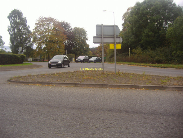 Photo 6"x4" Roundabout on the A413, Great Missenden Great Missenden c2011