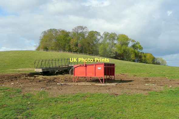 Photo 6"x4" Barrow Hill Barrow\/SO8824 c2011