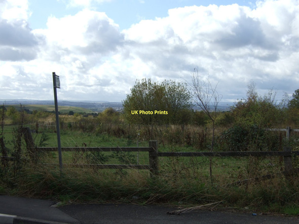 Photo 6"x4" Footpath off Brier Lane Havercroft\/SE3913 c2011