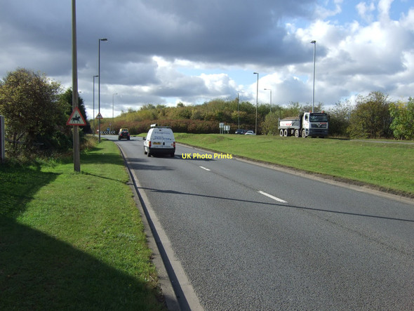 Photo 6"x4" A636 towards the M1 Horbury c2011
