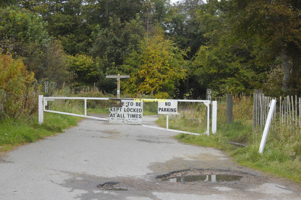 Photo 6"x4" No Access to Den Wood Bieldside c2011