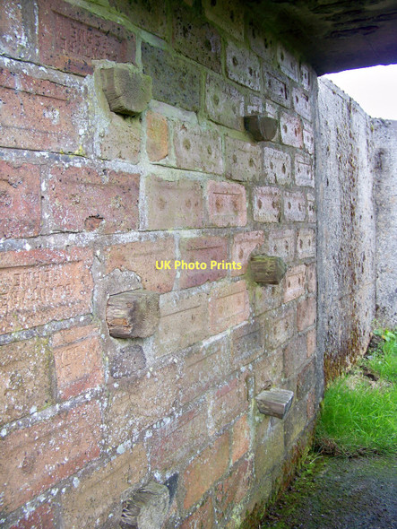 Photo 6"x4" Bogside Heavy Anti-Aircraft Battery - Gun Emplacement Ammunition Shelter Langbank\/NS3873 c2010