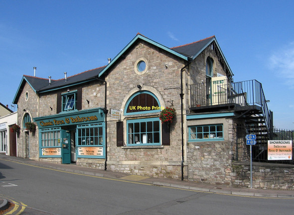 Photo 6"x4" Chepstow - bathroom shop on Station Road Chepstow\/Cas-Gwent c2011