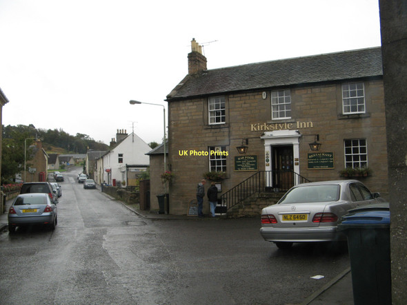 Photo 6"x4" Kirkstyle Inn at Dunning Dunning c2011