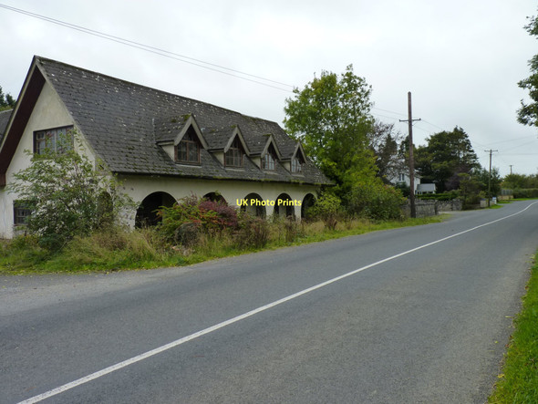 Photo 6"x4" Disused building Kells\/N7475 c2011