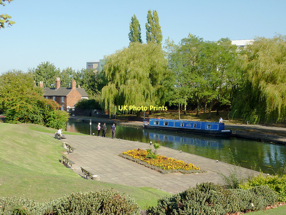 Photo 6"x4" The canal above Wolverhampton Top Lock Wolverhampton c2011