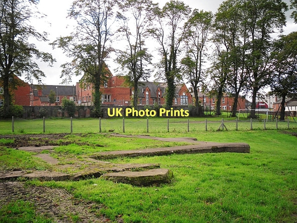 Photo 6"x4" What remains of Holy Trinity Church Carlisle c2011