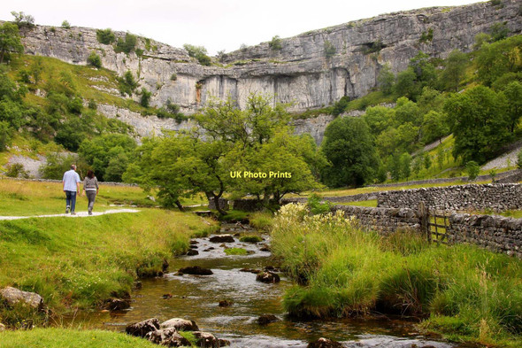 Photo 6"x4" Malham Beck Malham\/SD9062 c2011