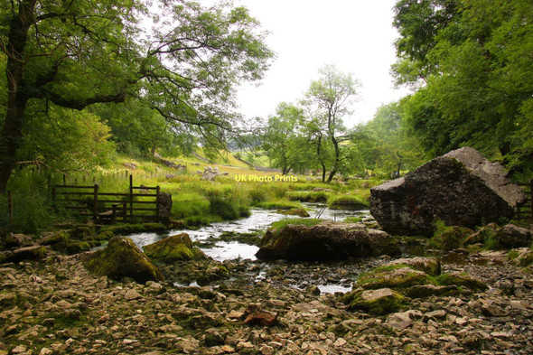 Photo 6"x4" Malham Beck Malham\/SD9062 c2011