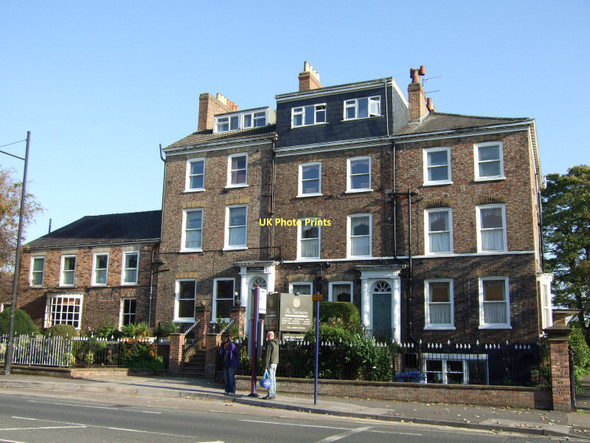 Photo 6"x4" The Newington Hotel, Mount Vale York\/SE5951 c2011