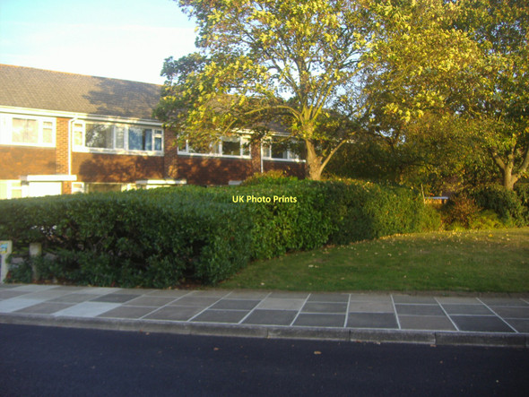 Photo 6"x4" Houses on Riverside Drive, Ham Twickenham c2011