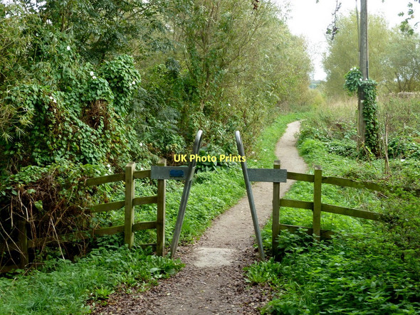 Photo 6"x4" Path from the Stockley Trail to the fishing lake and Carr Vale Bolsover c2011