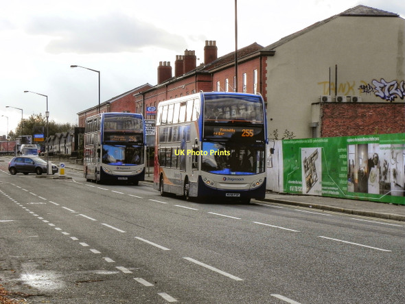 Photo 6"x4" Buses on Chester Road Manchester c2011