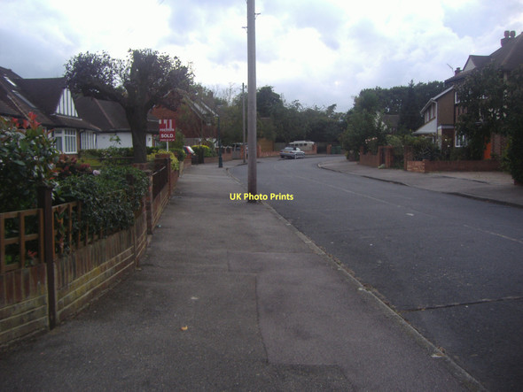 Photo 6"x4" Tudor Drive, Hersham Walton-on-Thames c2011 P1