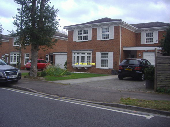 Photo 6"x4" Houses on Molesey Park Road East Molesey c2011