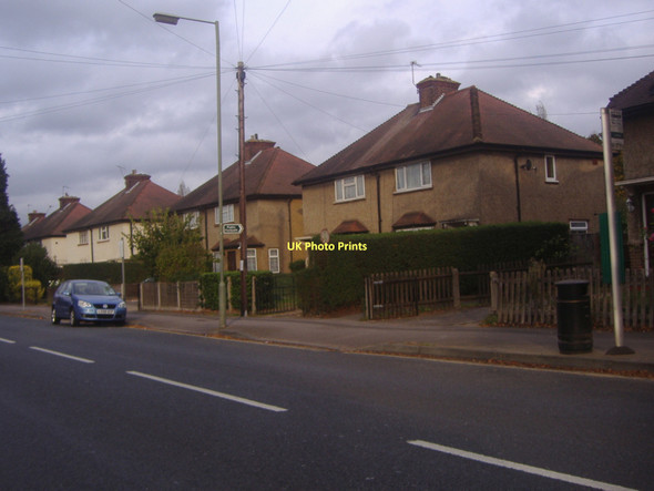 Photo 6"x4" Molesey Road, Hersham Walton-on-Thames c2011