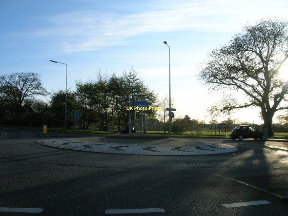 Photo 6"x4" Roundabout on Marton Road Bridlington c2011