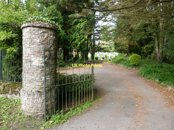 Photo 6"x4" Cemetery, Kingswear Dartmouth c2011