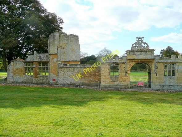 Photo 6"x4" Ruined Gateway of Toddington Manor Toddington\/SP0332 c2009