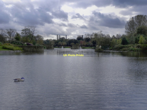 Photo 6"x4" Alexandra Park Boating Lake Oldham c2011