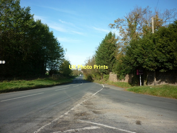 Photo 6"x4" The B1248, Beverley Road towards Norton Norton-on-Derwent c2011