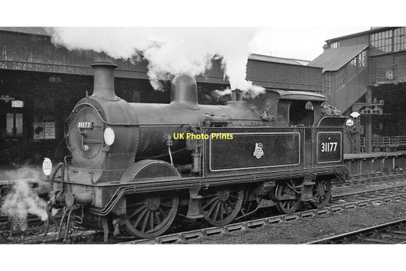 Photo 6"x4" Ex-SE&CR 0-4-4T at Tonbridge Station Tonbridge c1958
