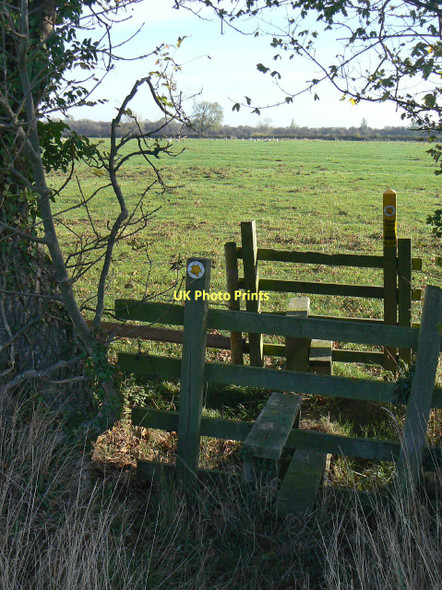 Photo 6"x4" Double stile Stanton-on-the-Wolds c2011
