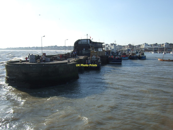 Photo 6"x4" South Pier, Bridlington Harbour Bridlington c2011