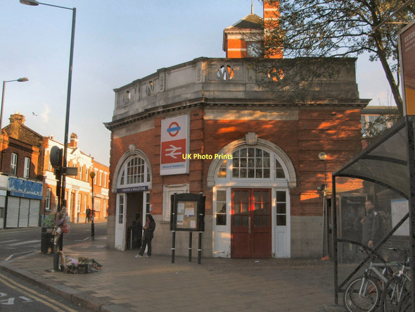 Photo 6"x4" Harrow & Wealdstone Station Entrance Harrow\/TQ1488 c2011