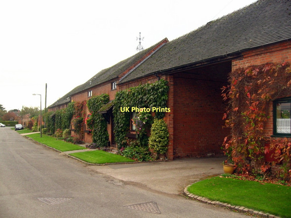 Photo 6"x4" Fishpond Lane in Egginton Egginton c2011