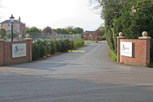 Photo 6"x4" Abshot, Hampshire Abshot c2011