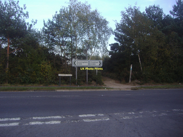 Photo 6"x4" Junction of Valley End Road and Windsor Road Brick Hill\/SU9564 c2011