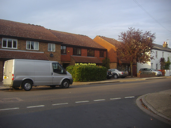Photo 6"x4" South Road from Coombe Road, Hampton Sunbury c2011
