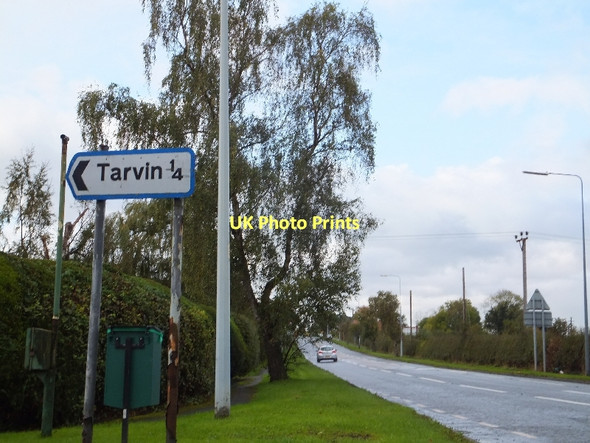 Photo 6"x4" The A54 west of Tarvin Bridge Tarvin Sands c2011