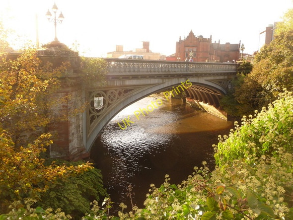 Photo 6"x4" Glasgow: the River Kelvin under Partick Bridge Dowanhill c2009