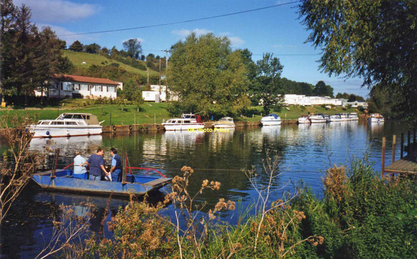 Photo 6"x4" The Hampton Ferry Evesham c1998