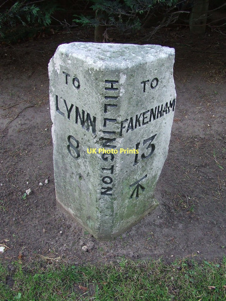 Photo 6"x4" Old Milestone Flitcham c2011