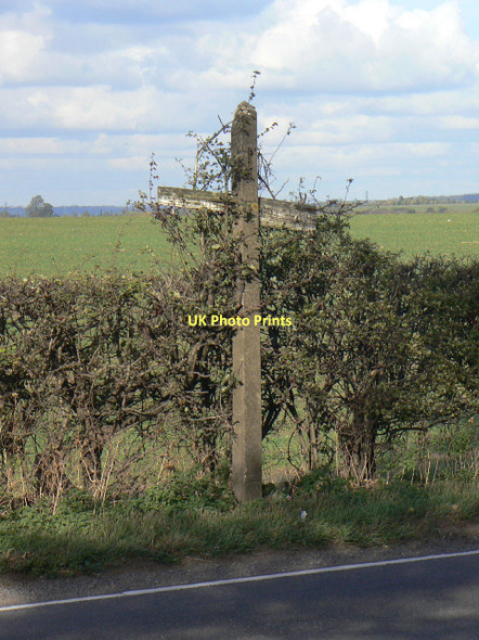 Photo 6"x4" Fingerpost at Gilliver Lane junction Clipston\/SK6334 c2011