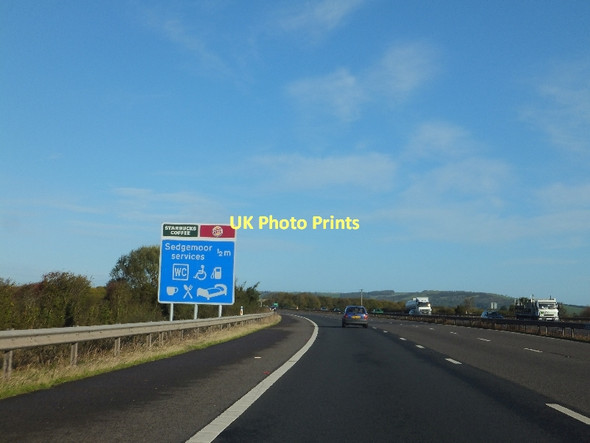 Photo 6"x4" Advance sign for Sedgemoor Services on M5 northbound East Brent c2011