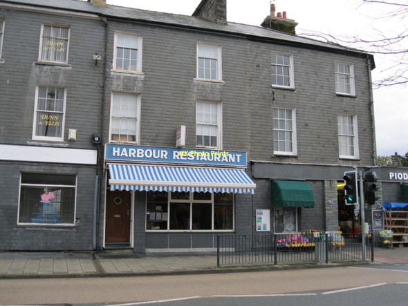 Photo 6"x4" Harbour Restaurant Porthmadog c2011