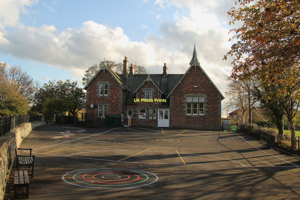 Photo 6"x4" Goldsborough CE Primary School. Goldsborough\/SE3856 c2011