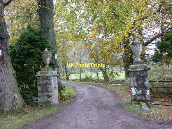 Photo 6"x4" The main entrance to Ardvorlich House Ardveich Wood c2011 P1