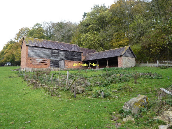 Photo 6"x4" The barns of the former Whitbach Farm Hungerford\/SO5389 c2011