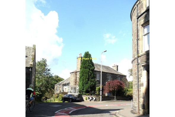 Photo 6"x4" Corner of Dundas and Drummond Streets, Comrie Dalginross c2011