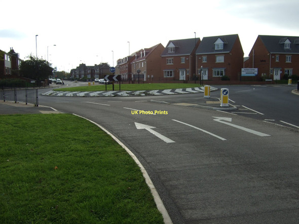 Photo 6"x4" A1032 heading south Linthorpe c2011